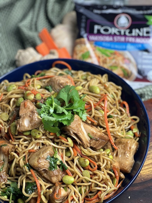 Soy Ginger Jackfruit & Edamame Stir Fry